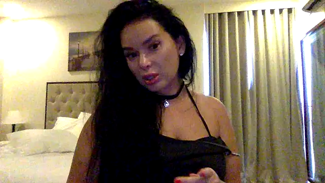 Fayronna online show from February 15, 12:11 am