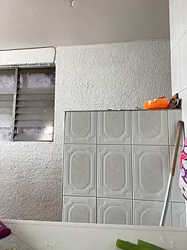 Emilycollei online show from October 15, 2:25 pm