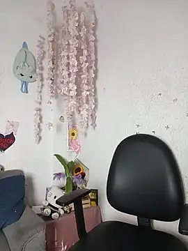 Emilycollei online show from May 29, 3:34 am