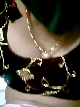 Snapshot of Sexy_Riya_Bhabhi chatting on October 13, 8:27 am Sexy Riya Bhabhi online show from October 13, 8:27 am