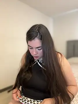Isabella LaRue online show from March 23, 3:23 pm