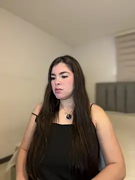 Isabella LaRue online show from April 28, 9:41 pm