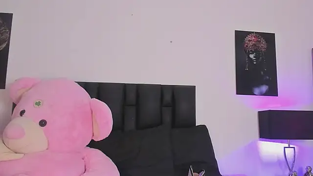 SaradaParker online show from April 2, 5:41 pm