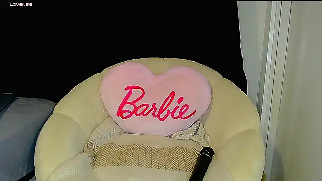 Horny beautyyy online show from February 26, 4:18 pm