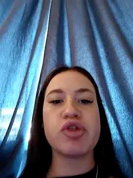 MayaGlow online show from November 18, 5:33 am