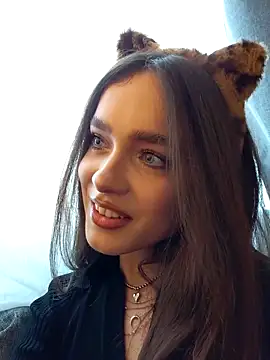 MayaGlow online show from November 7, 5:34 am