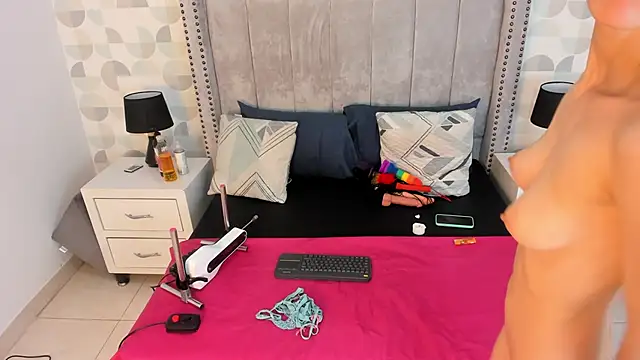 amely santana online show from November 20, 12:06 pm