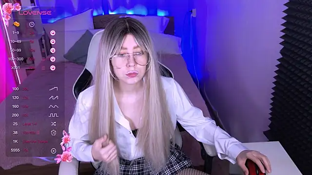 sofiisun online show from October 29, 2:10 am