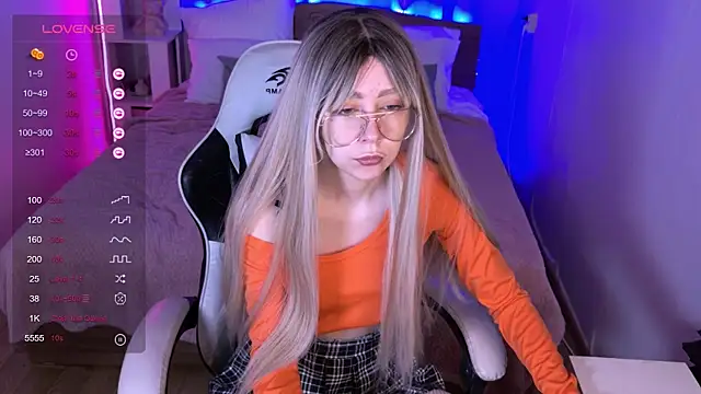 sofiisun online show from December 2, 2:01 am