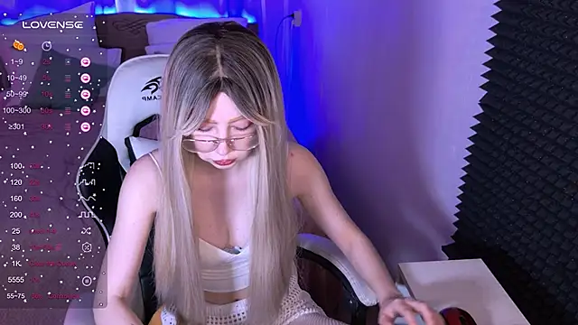 sofiisun online show from February 25, 4:01 am