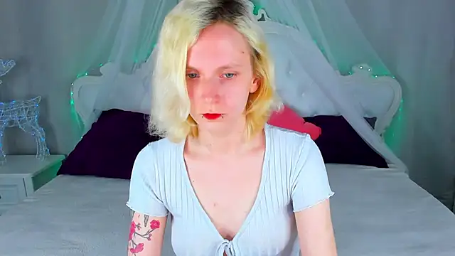 LikiLips online show from April 29, 1:10 am