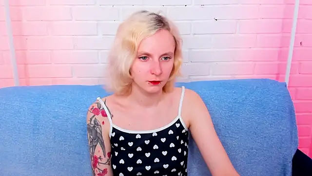 LikiLips online show from March 26, 1:04 am