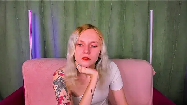 LikiLips online show from December 22, 1:06 am