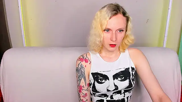LikiLips online show from June 14, 1:02 am