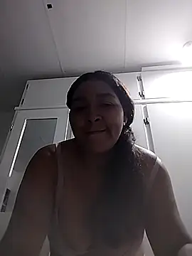 Snapshot of EliehtIsabellx chatting on October 10, 3:02 pm EliehtIsabellx online show from October 10, 3:02 pm