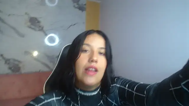 ailyn ch1 online show from December 21, 4:41 pm