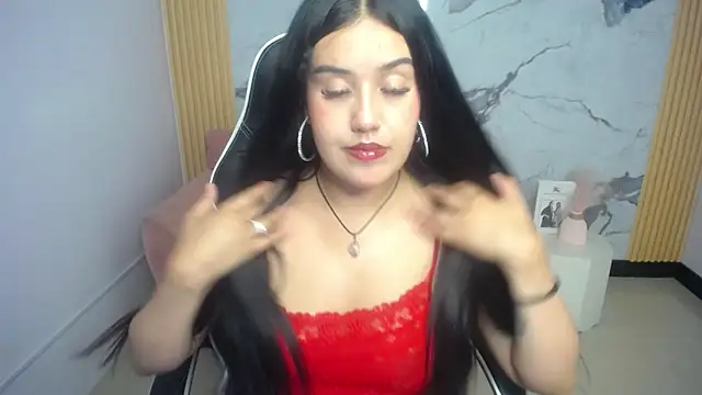 Snapshot of ailyn_ch1 chatting on May 26, 7:56 pm ailyn ch1 online show from May 26, 7:56 pm