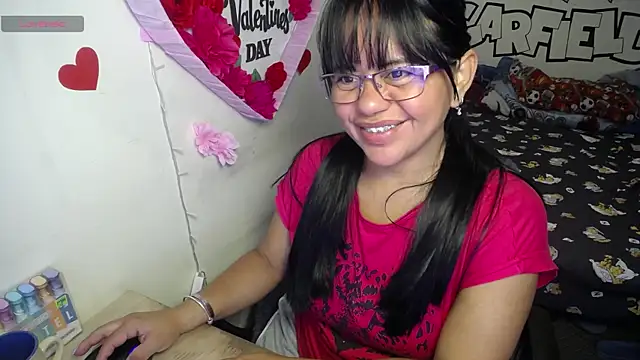 Miss  kendra  online show from May 15, 11:30 am
