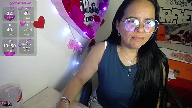 Miss  kendra  online show from February 24, 2:23 am