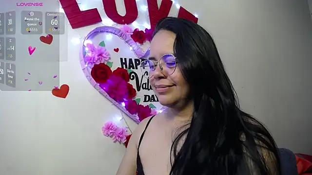 Miss  kendra  online show from February 14, 7:25 pm