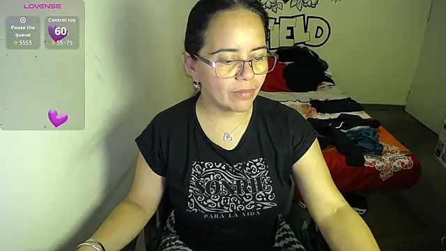 Miss  kendra  online show from February 8, 2:42 am