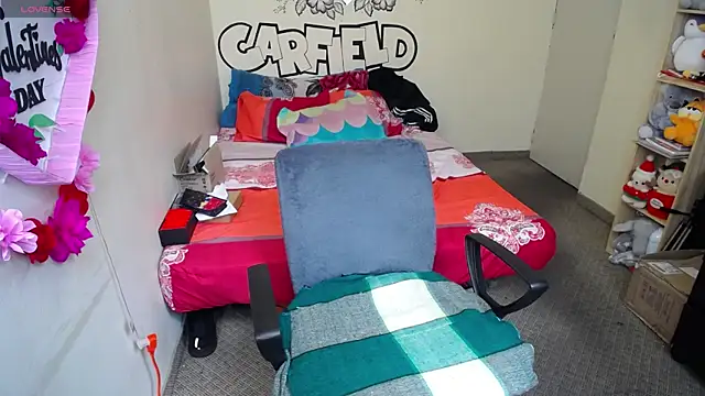 Miss  kendra  online show from February 10, 2:49 pm