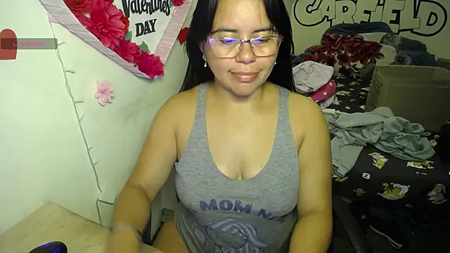 Miss  kendra  online show from June 24, 12:53 am