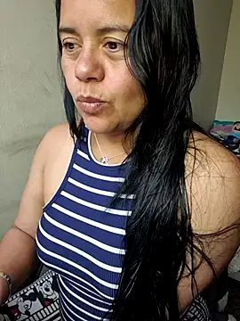 Miss  kendra  online show from December 1, 2:18 pm