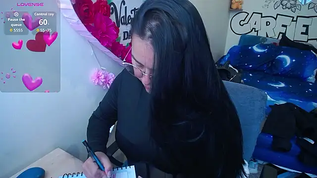 Miss  kendra  online show from March 11, 2:22 pm