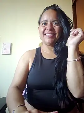 Snapshot of Miss__kendra_ chatting on October 15, 11:40 am Miss kendra online show from October 15, 11:40 am