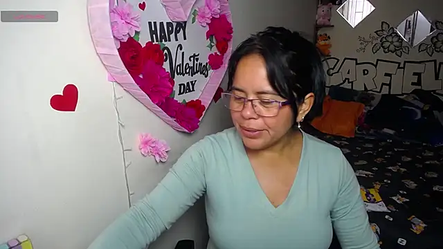 Miss  kendra  online show from May 25, 4:17 pm