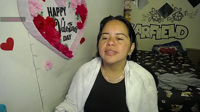 Miss  kendra  online show from July 11, 8:47 am