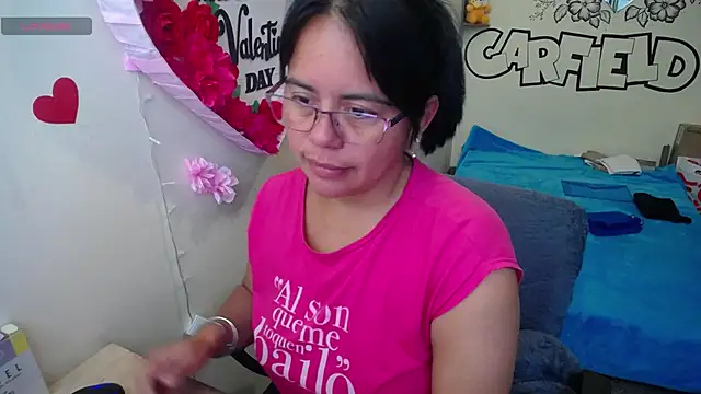 Miss  kendra  online show from May 18, 1:16 pm