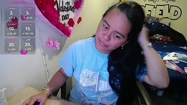 Miss  kendra  online show from April 9, 11:27 am