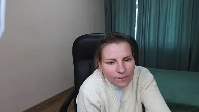 Mirabelle Velvet online show from October 16, 4:43 am