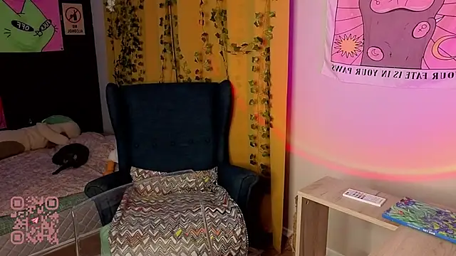 Snapshot of Aurisinst chatting on November 12, 5:06 pm Aurisinst online show from November 12, 5:06 pm