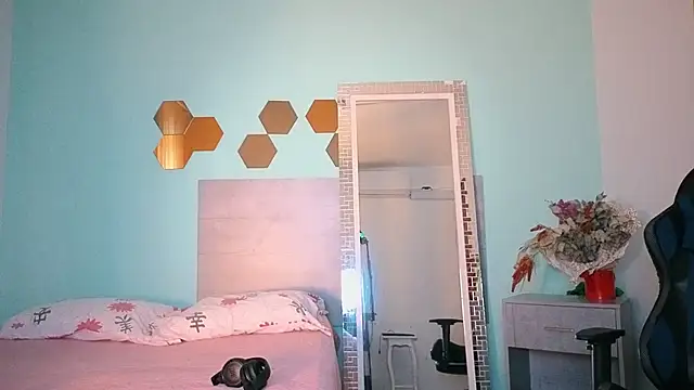 Darkcandyboy online show from October 14, 12:50 pm