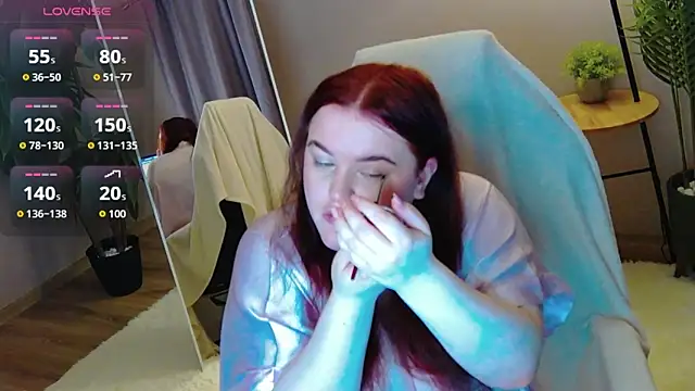 IvorySnowW online show from November 11, 12:33 pm