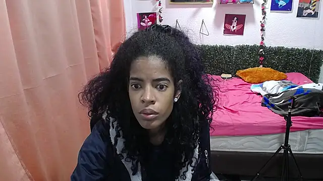 thianahorny online show from June 2, 1:11 pm