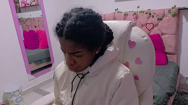 thianahorny online show from March 11, 1:05 pm