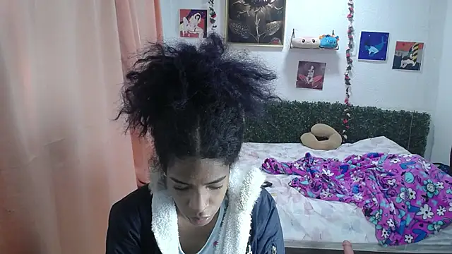 thianahorny online show from June 20, 1:27 pm