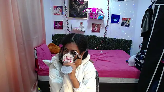 thianahorny online show from April 22, 12:56 pm