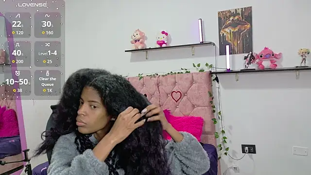 thianahorny online show from March 31, 12:51 pm