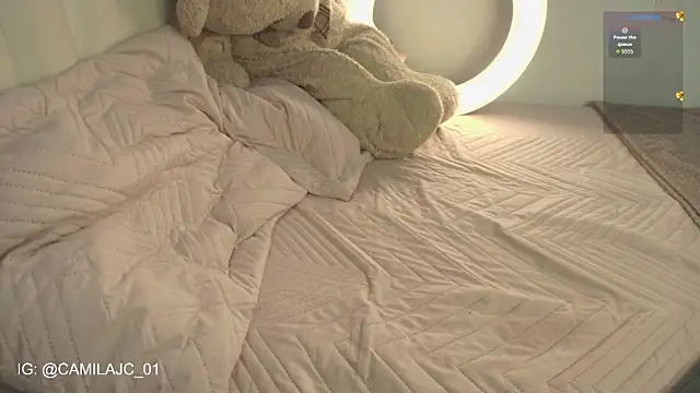 KIMMIE 01 online show from February 8, 10:29 pm