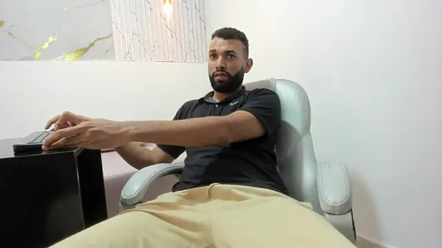 onlymen2025 online show from November 24, 8:09 pm