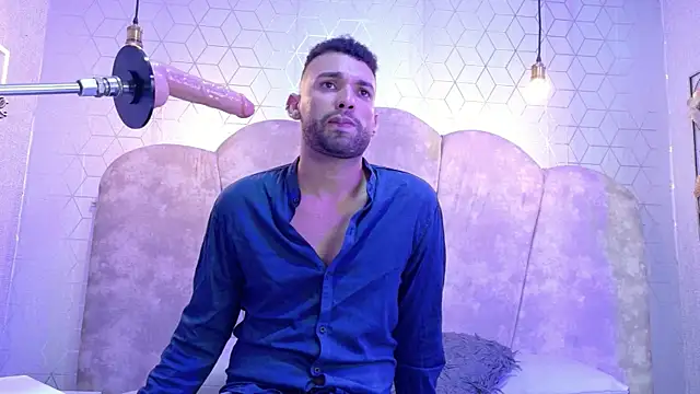 onlymen2025 online show from October 17, 7:59 pm
