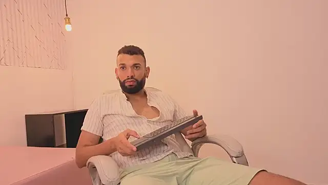 onlymen2025 online show from November 20, 7:36 pm