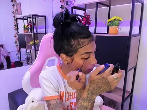 Snapshot of KarlaSlutSkinny__ chatting on February 3, 8:58 pm KarlaSlutSkinny online show from February 3, 8:58 pm