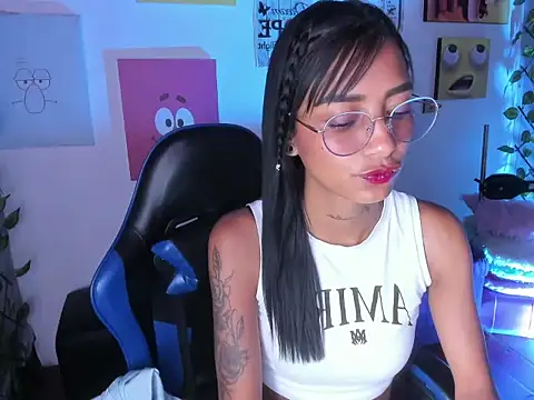 KarlaSlutSkinny   online show from March 13, 8:58 pm