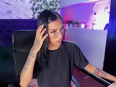 KarlaSlutSkinny   online show from April 16, 9:39 pm